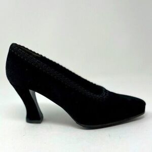 Karl Lagerfield 1980's Victorian style vintage heels black suede 6.5B BoxI